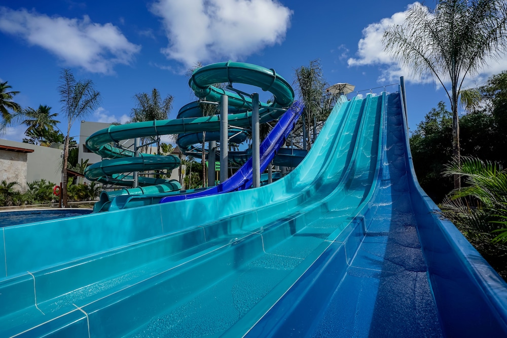 Dreams Royal Beach Punta Cana - All Inclusive — Swimming pool in Bavaro, La Altagracia