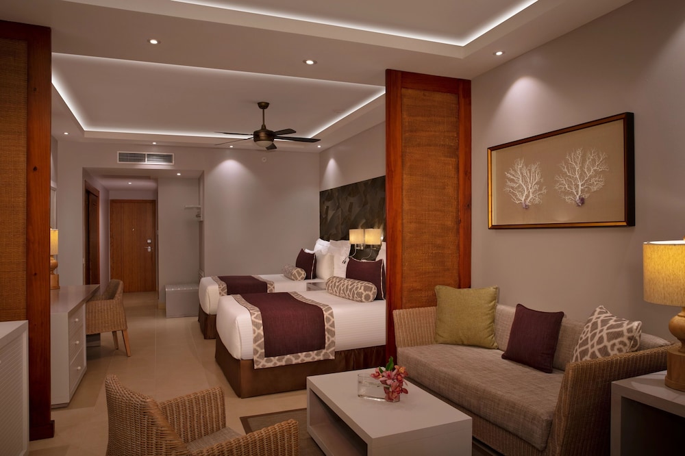 Dreams Royal Beach Punta Cana - All Inclusive — Hotel rooms in Bavaro, La Altagracia