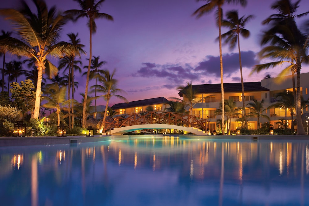 Dreams Royal Beach Punta Cana - All Inclusive — Swimming pool in Bavaro, La Altagracia