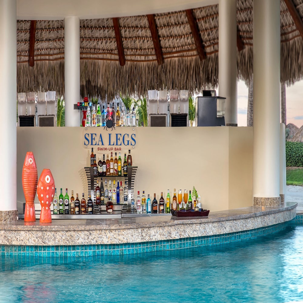 Dreams Royal Beach Punta Cana - All Inclusive — Restaurant & bars in Bavaro, La Altagracia