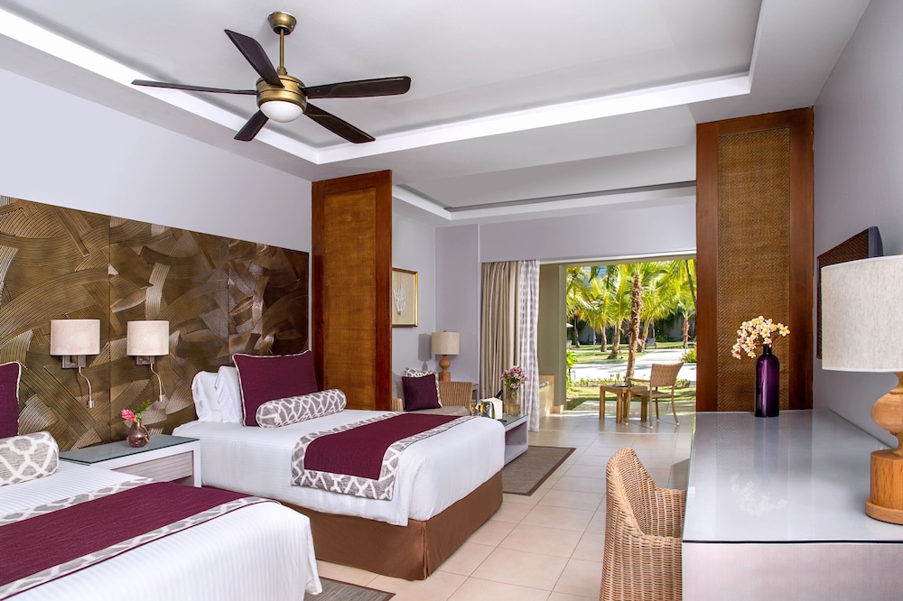 Dreams Royal Beach Punta Cana - All Inclusive — Hotel rooms in Bavaro, La Altagracia