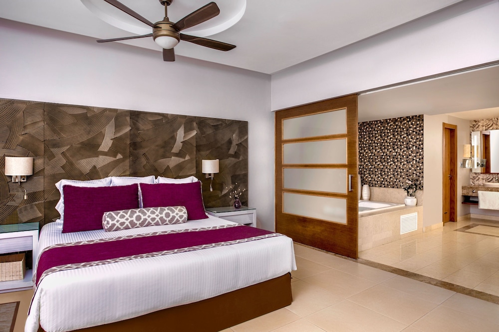 Dreams Royal Beach Punta Cana - All Inclusive — Hotel rooms in Bavaro, La Altagracia