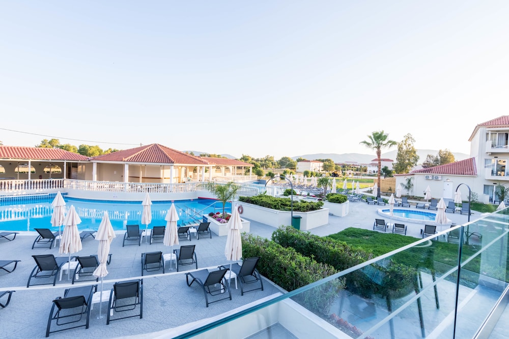 Exotica Hotel — Swimming pool in Kalamaki (Zakynthos), Ionian Islands