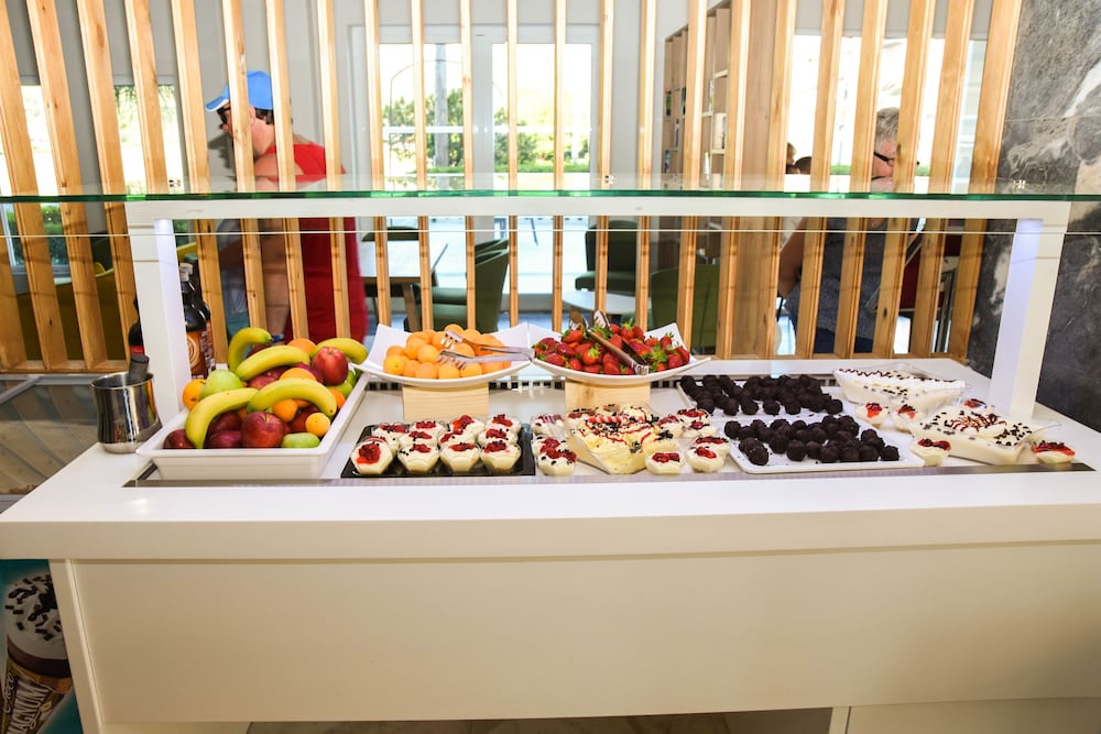 Exotica Hotel — Restaurant & bars in Kalamaki (Zakynthos), Ionian Islands