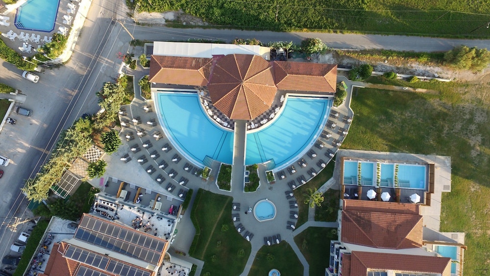 Exotica Hotel — Swimming pool in Kalamaki (Zakynthos), Ionian Islands