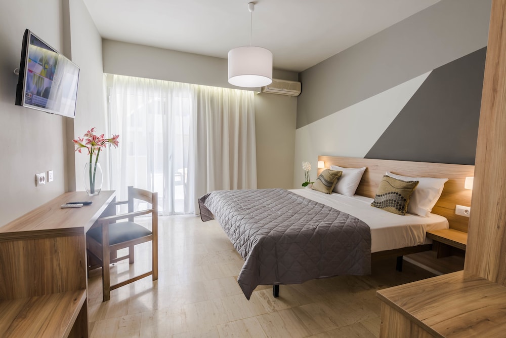 Exotica Hotel — Hotel rooms in Kalamaki (Zakynthos), Ionian Islands