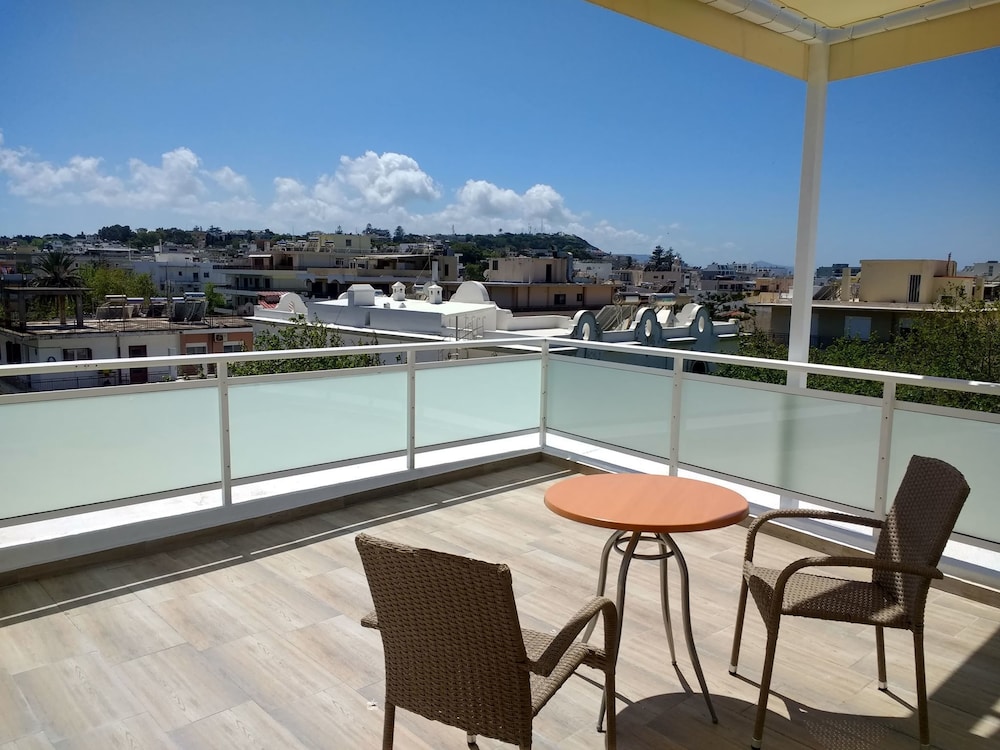 International Hotel — Hotel rooms in Rhodes Town, South Aegean