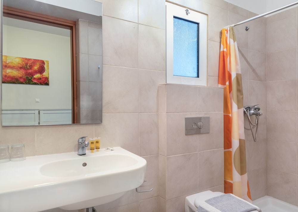 International Hotel — Hotel rooms in Rhodes Town, South Aegean
