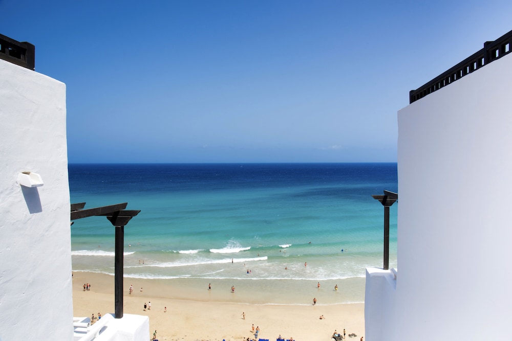 TUI MAGIC LIFE Fuerteventura — Beach in Esquinzo, Canary Islands
