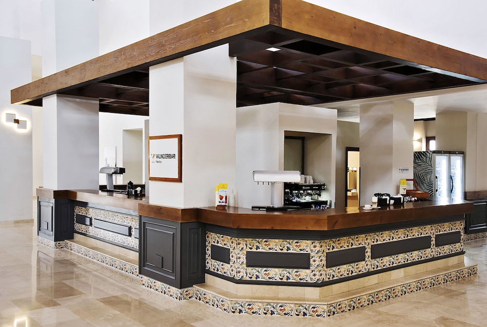 TUI MAGIC LIFE Fuerteventura — Restaurant & bars in Esquinzo, Canary Islands