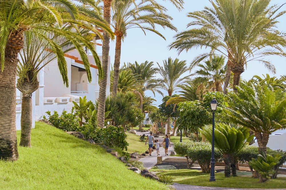 TUI MAGIC LIFE Fuerteventura — Hotel building in Esquinzo, Canary Islands