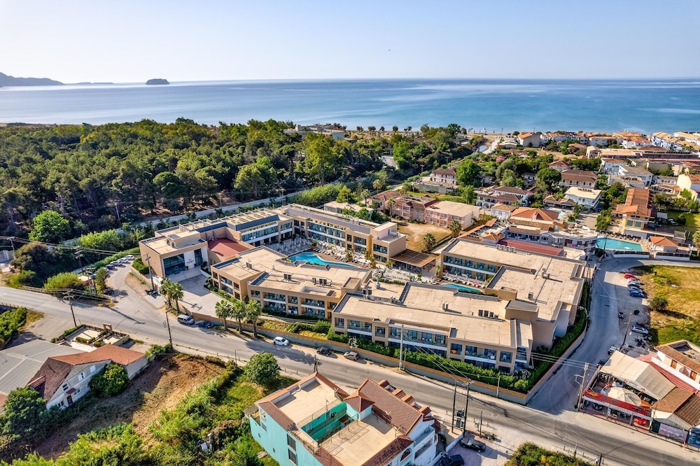 White Olive Elite Laganas - All Inclusive — Hotel building in Laganas, Ionian Islands
