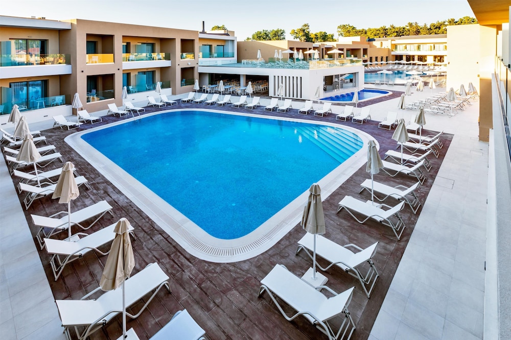 White Olive Elite Laganas - All Inclusive — Swimming pool in Laganas, Ionian Islands