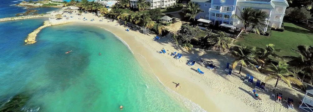 Grand Palladium Jamaica Resort & Spa All Inclusive — Beach in Lucea