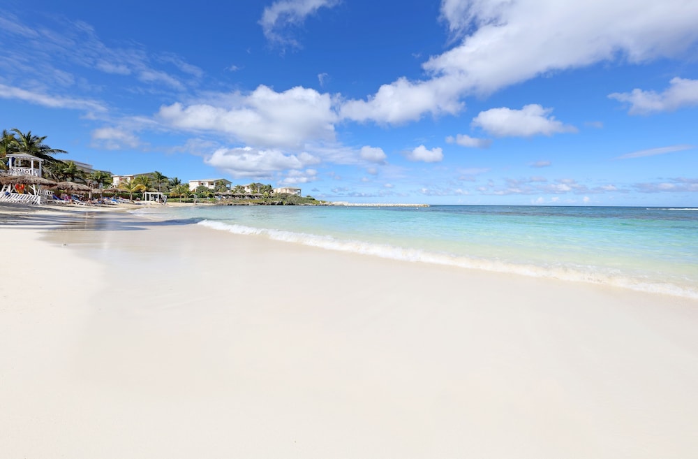 Grand Palladium Jamaica Resort & Spa All Inclusive — Beach in Lucea