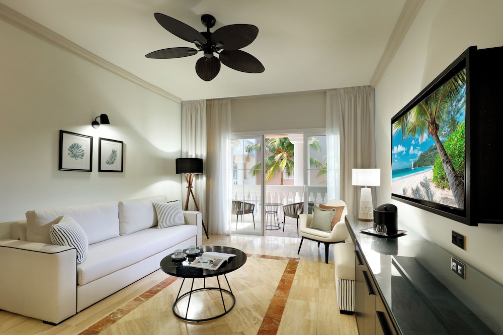 Grand Palladium Jamaica Resort & Spa All Inclusive — Hotel rooms in Lucea