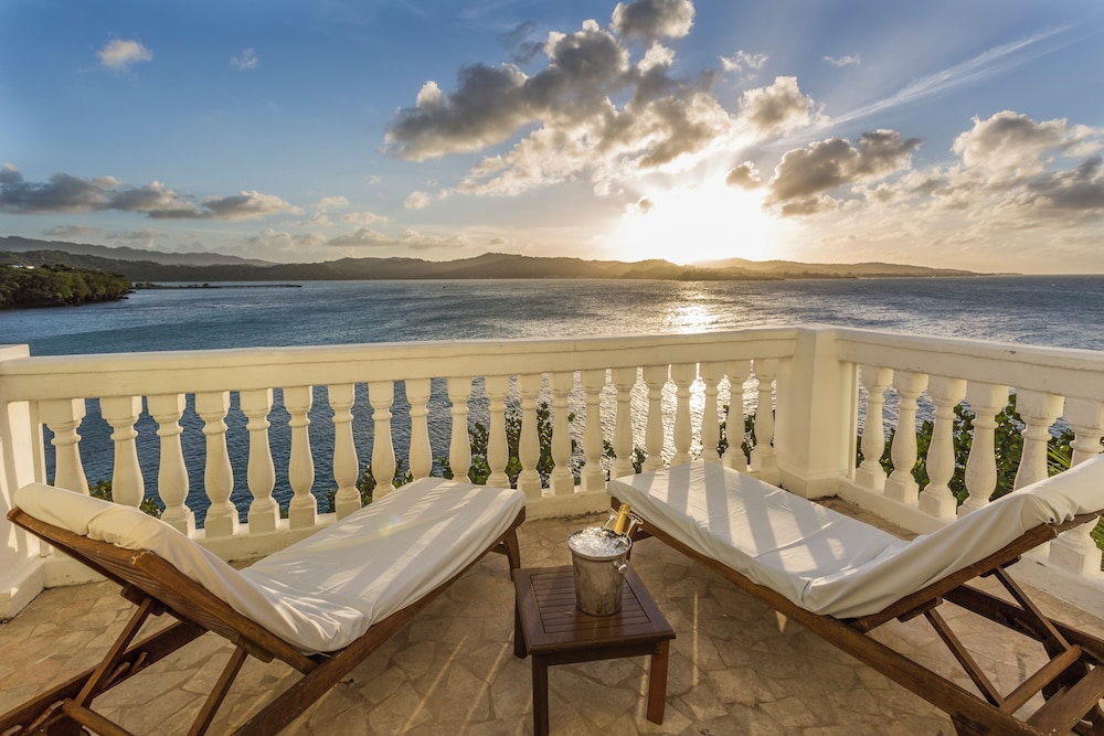 Grand Palladium Jamaica Resort & Spa All Inclusive — Hotel rooms in Lucea