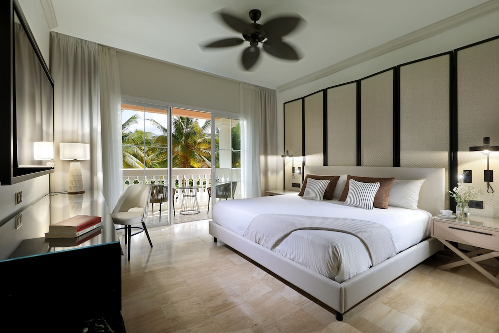 Grand Palladium Jamaica Resort & Spa All Inclusive — Hotel rooms in Lucea