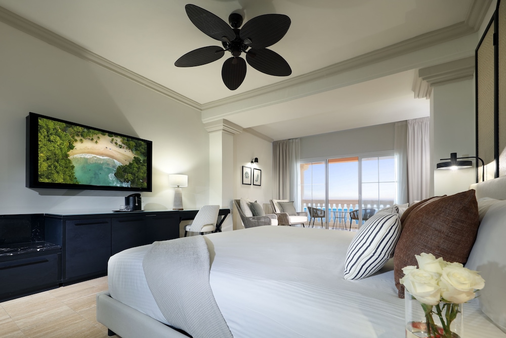 Grand Palladium Jamaica Resort & Spa All Inclusive — Hotel rooms in Lucea