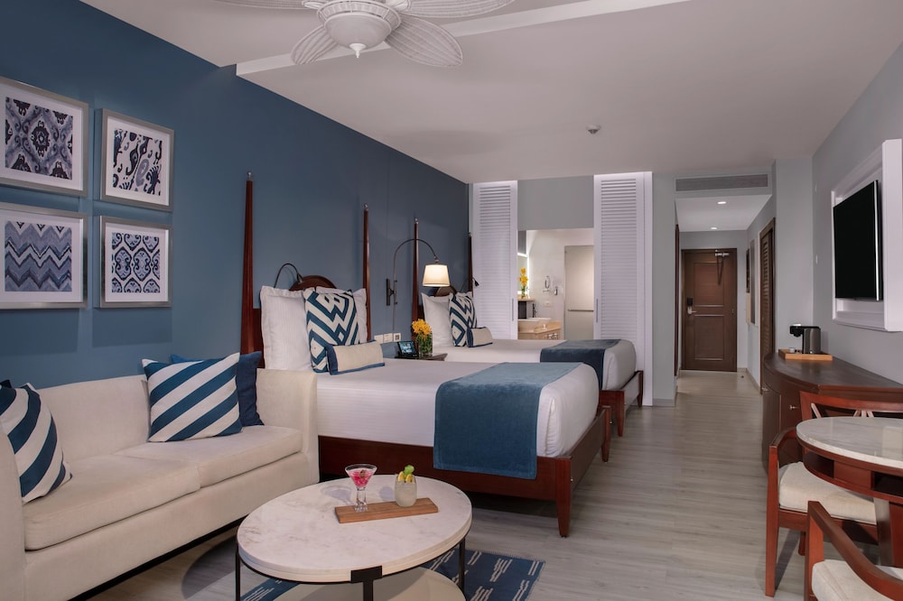 Secrets St. James Montego Bay - Luxury - Adults Only - All Inclusive — Hotel rooms in Montego Bay