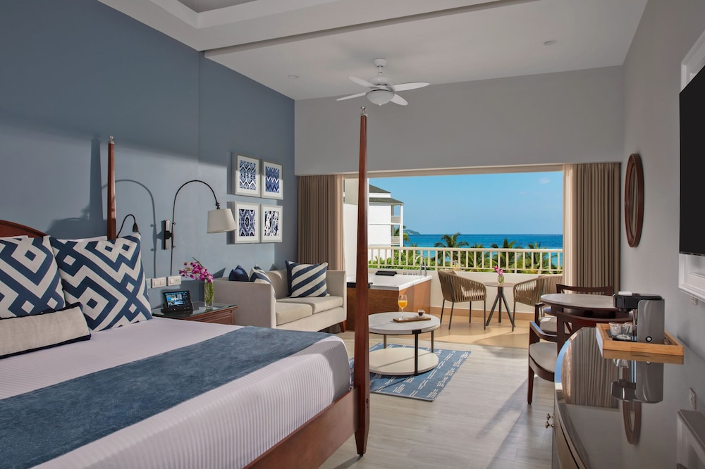Secrets St. James Montego Bay - Luxury - Adults Only - All Inclusive — Hotel rooms in Montego Bay
