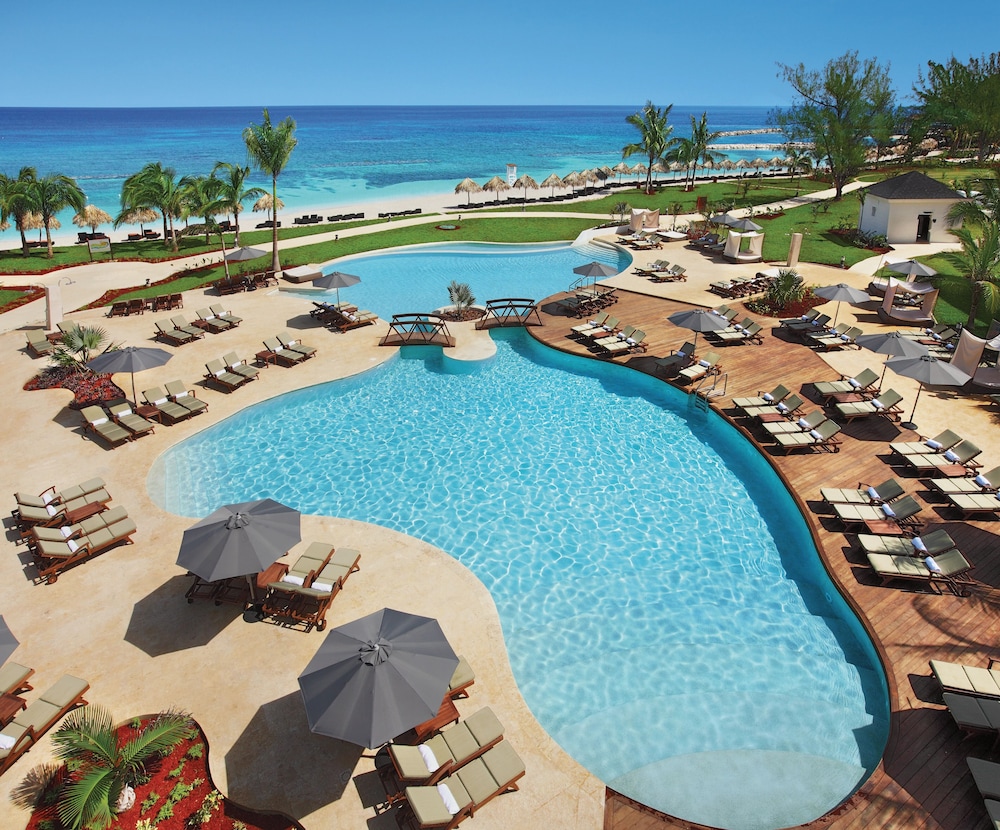 Secrets St. James Montego Bay - Luxury - Adults Only - All Inclusive — Swimming pool in Montego Bay