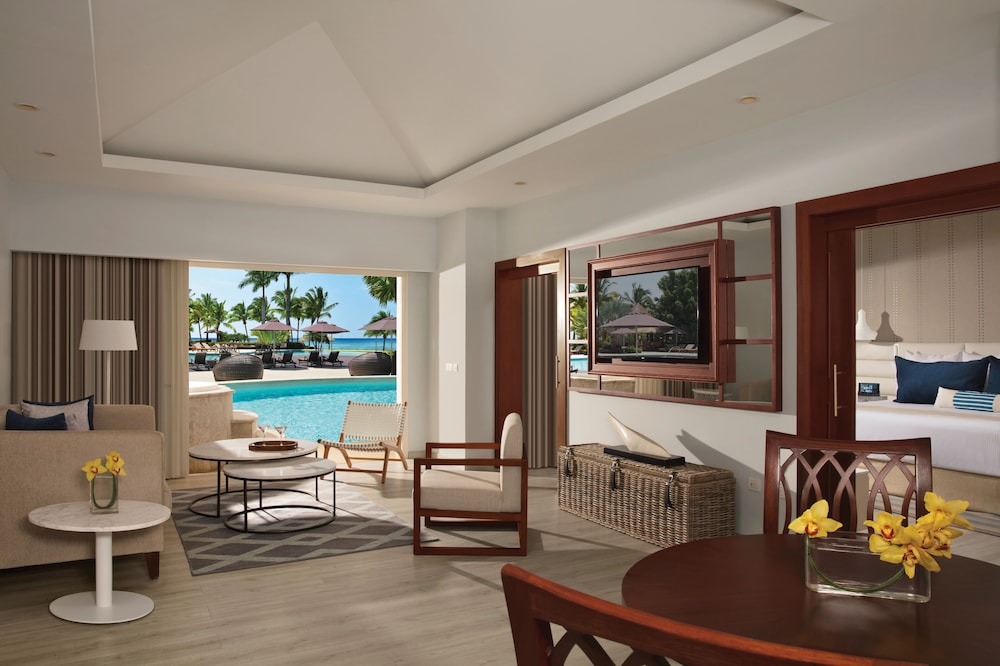 Secrets St. James Montego Bay - Luxury - Adults Only - All Inclusive — Hotel rooms in Montego Bay