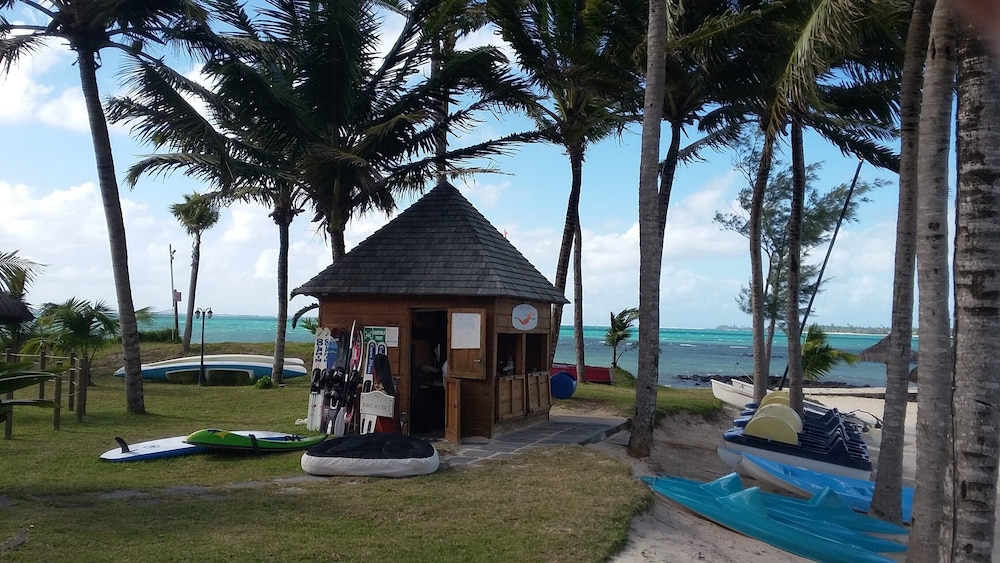 Jalsa Beach Hotel & Spa — Beach in Poste de Flacq, Flacq