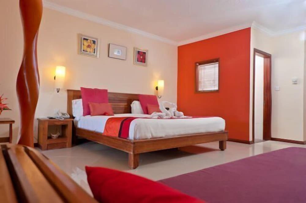 Jalsa Beach Hotel & Spa — Hotel rooms in Poste de Flacq, Flacq