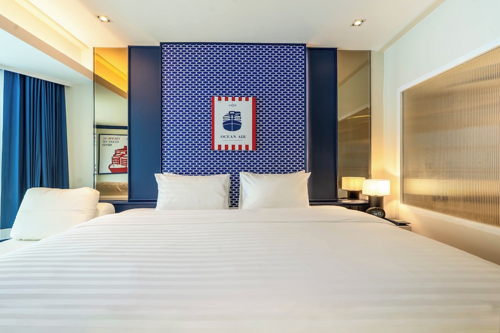 The Cruise Hotel — Hotel rooms in Pattaya, Chonburi