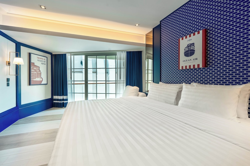 The Cruise Hotel — Hotel rooms in Pattaya, Chonburi