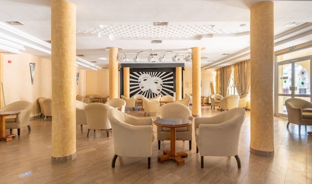 Hotel Venice Beach - Families and Couples Only — Restaurant & bars in Midoun, Medenine