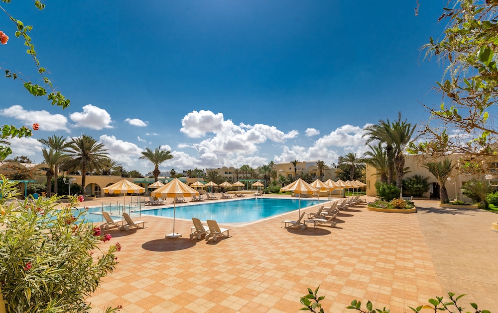 Hotel Venice Beach - Families and Couples Only — Main photo in Midoun, Medenine
