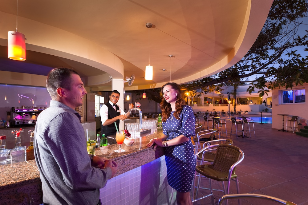 CALIMERA Delfino Beach Resort & Spa - All inclusive — Restaurant & bars in Hammamet, Nabeul