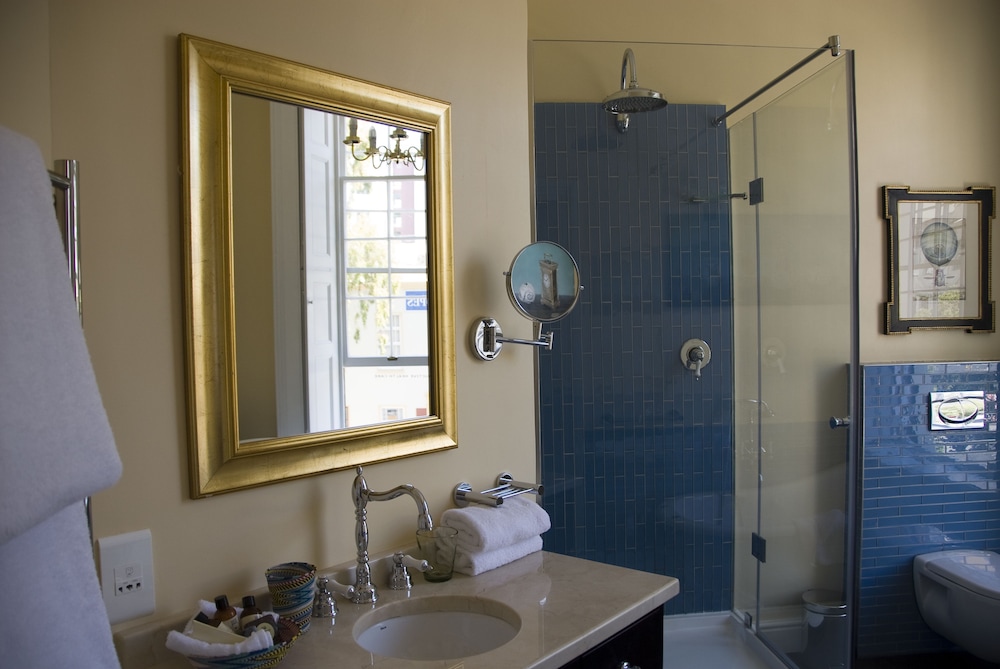 Cape Heritage Hotel — Hotel rooms in Cape Town, Western Cape