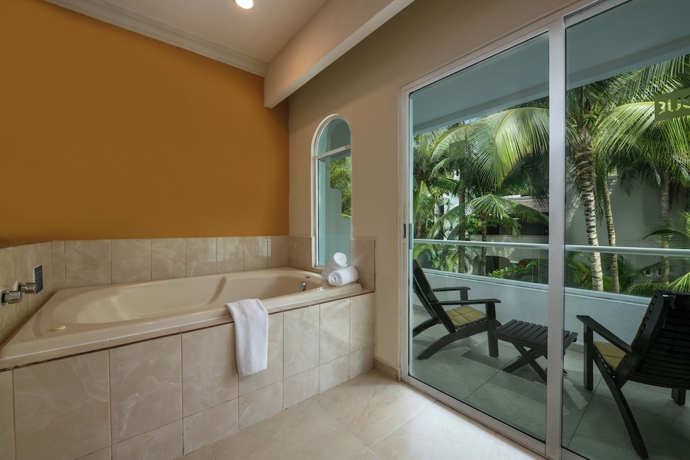 El Dorado Seaside Palms, All & More Inclusive - Adults Only - All inclusive — Hotel rooms in Xetna, Quintana Roo