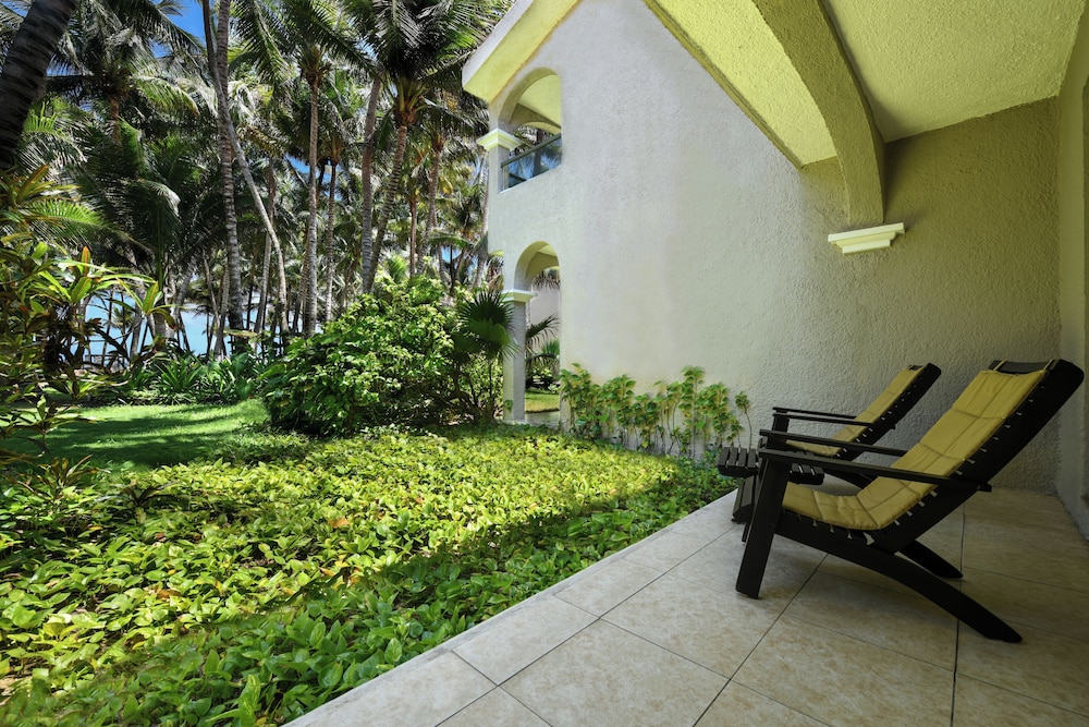 El Dorado Seaside Palms, All & More Inclusive - Adults Only - All inclusive — Hotel building in Xetna, Quintana Roo
