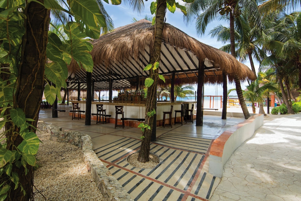 El Dorado Seaside Palms, All & More Inclusive - Adults Only - All inclusive — Restaurant & bars in Xetna, Quintana Roo