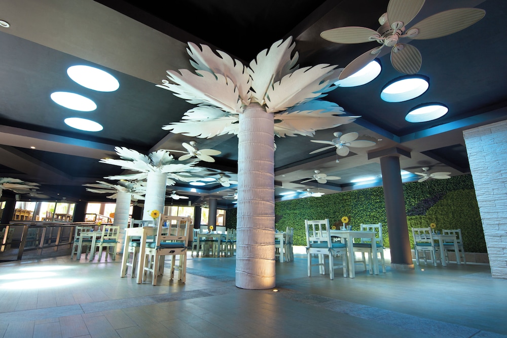 El Dorado Seaside Palms, All & More Inclusive - Adults Only - All inclusive — Restaurant & bars in Xetna, Quintana Roo