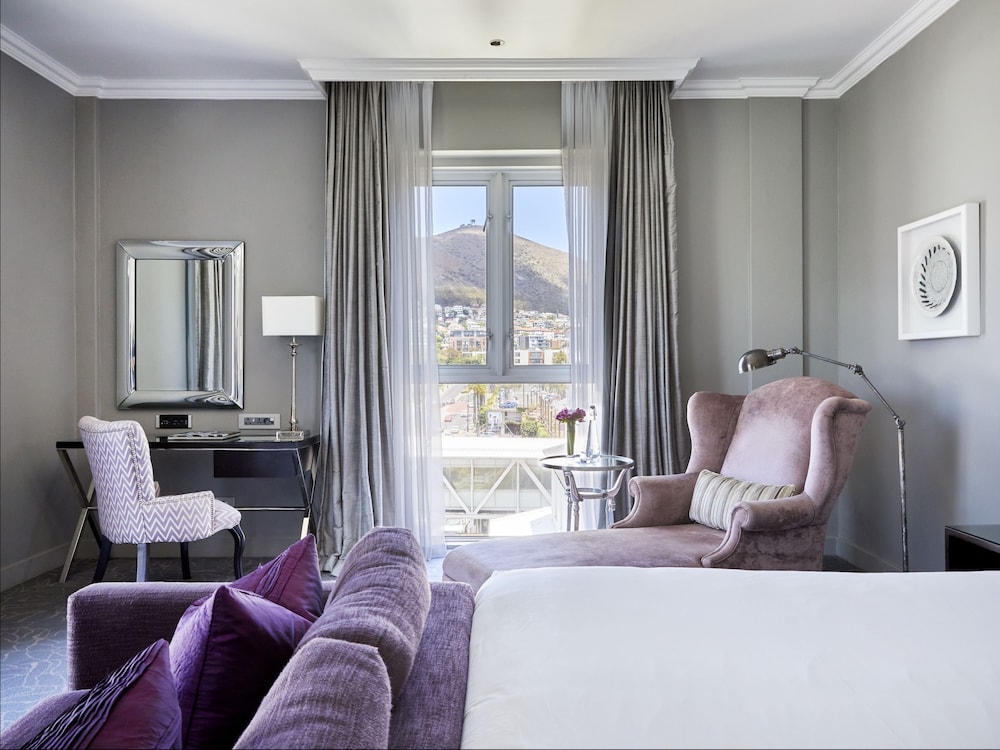 Queen Victoria Hotel & Manor House by NEWMARK — Hotel rooms in Cape Town, Western Cape