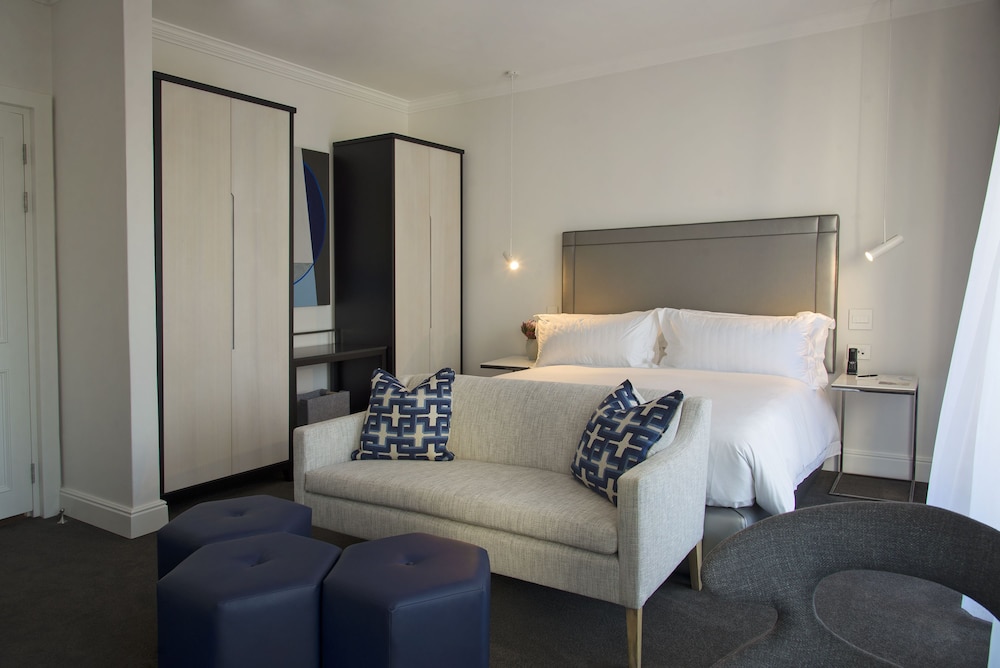 Queen Victoria Hotel & Manor House by NEWMARK — Hotel rooms in Cape Town, Western Cape