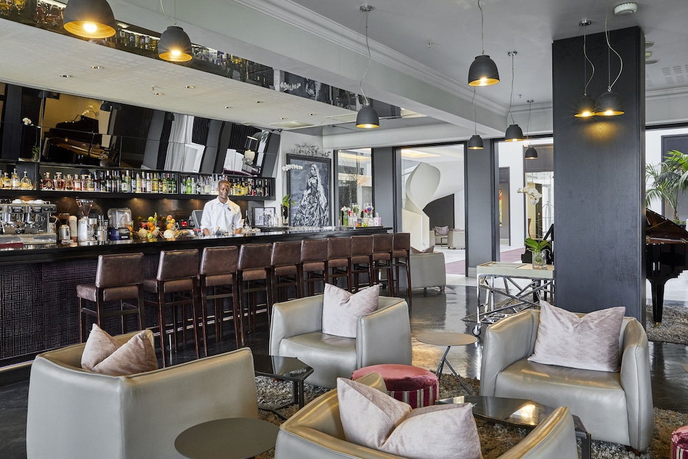 Queen Victoria Hotel & Manor House by NEWMARK — Restaurant & bars in Cape Town, Western Cape