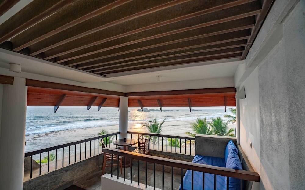 Hikka Tranz by Cinnamon — Beach in Hikkaduwa, Southern Province