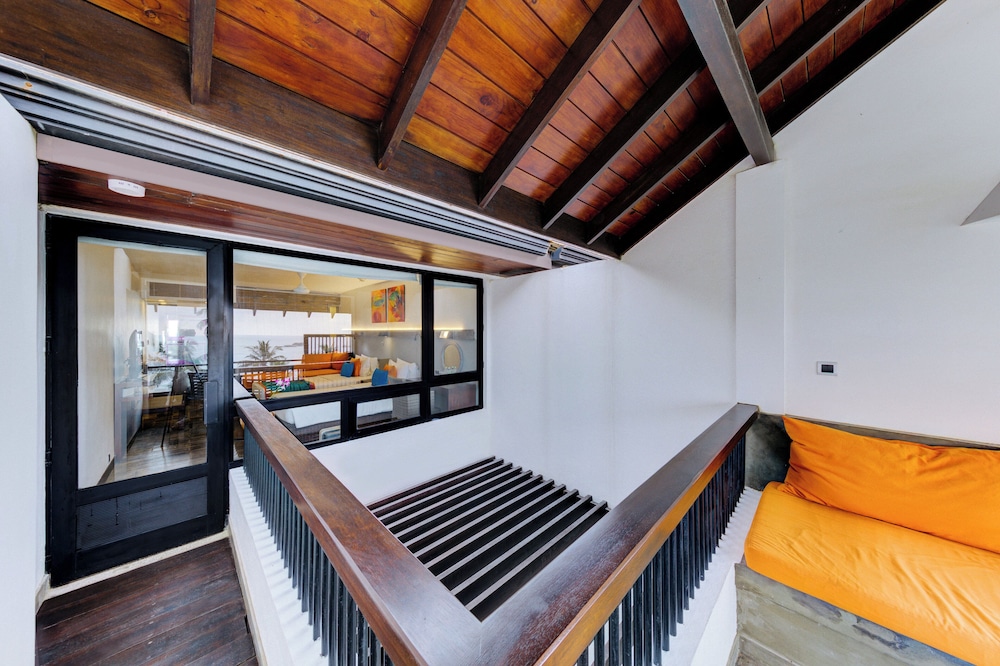 Hikka Tranz by Cinnamon — Hotel rooms in Hikkaduwa, Southern Province