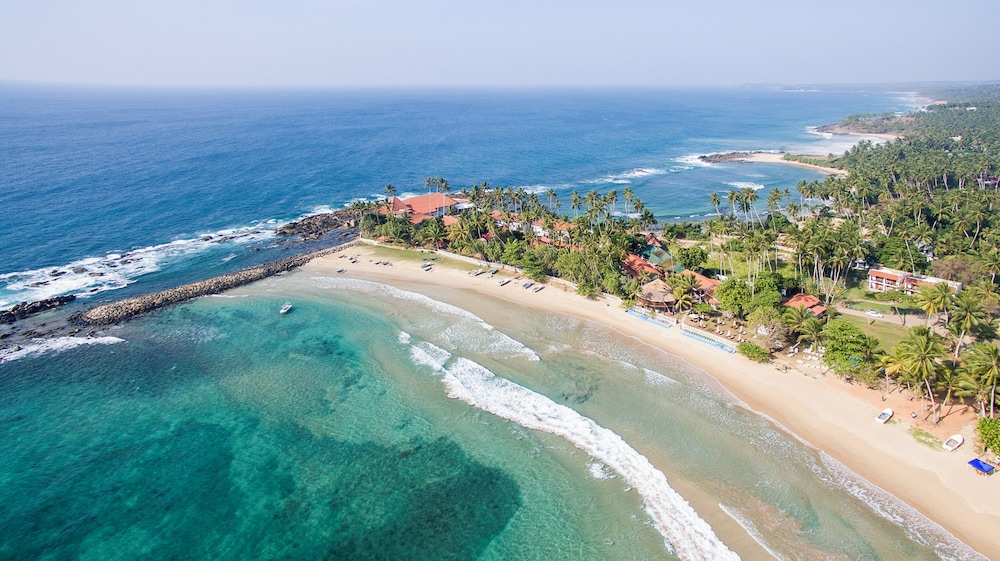 Dickwella Resort and Spa — Beach in Dickwella