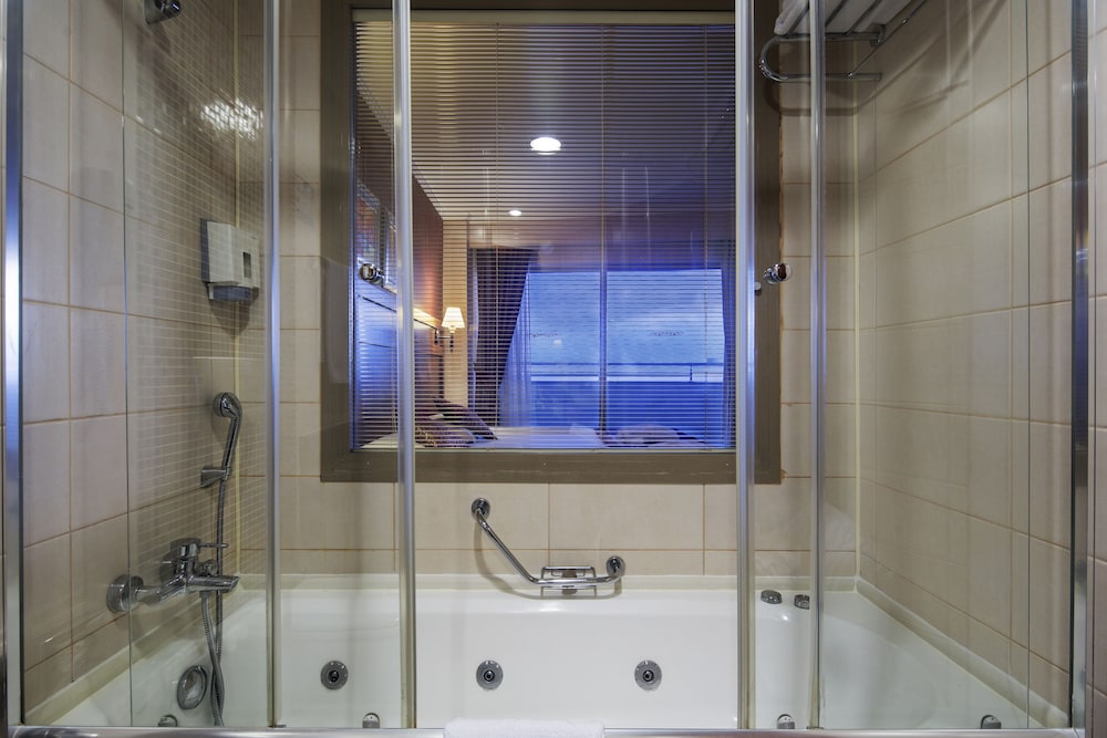 Alba Royal Hotel - Ultra All Inclusive - Adults Only 16+ — Hotel rooms in Side