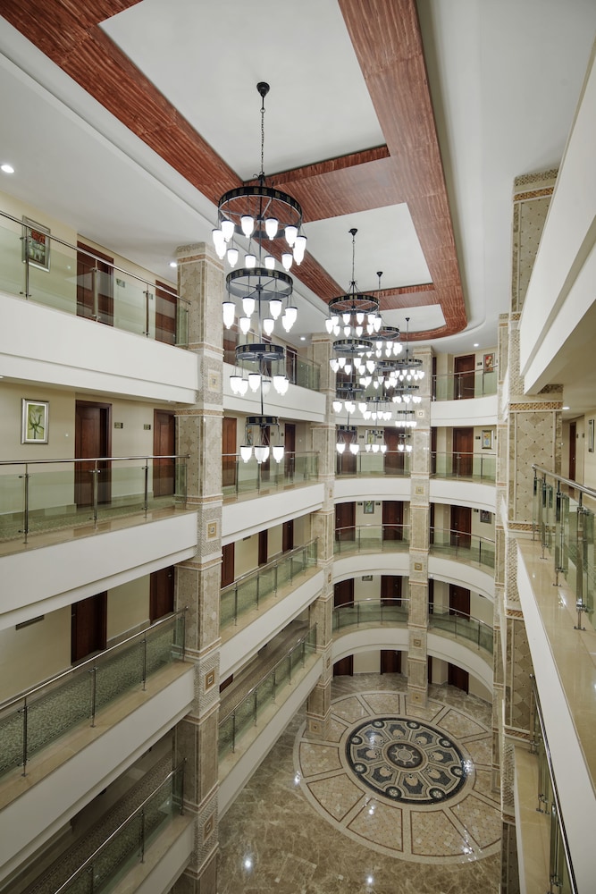 Alba Royal Hotel - Ultra All Inclusive - Adults Only 16+ — Hotel building in Side