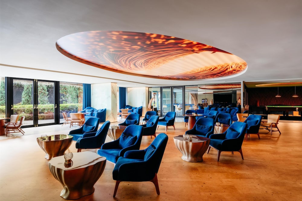 Savoy Palace - The Leading Hotels of the World - Savoy Signature — Restaurant & bars in Funchal, Madeira