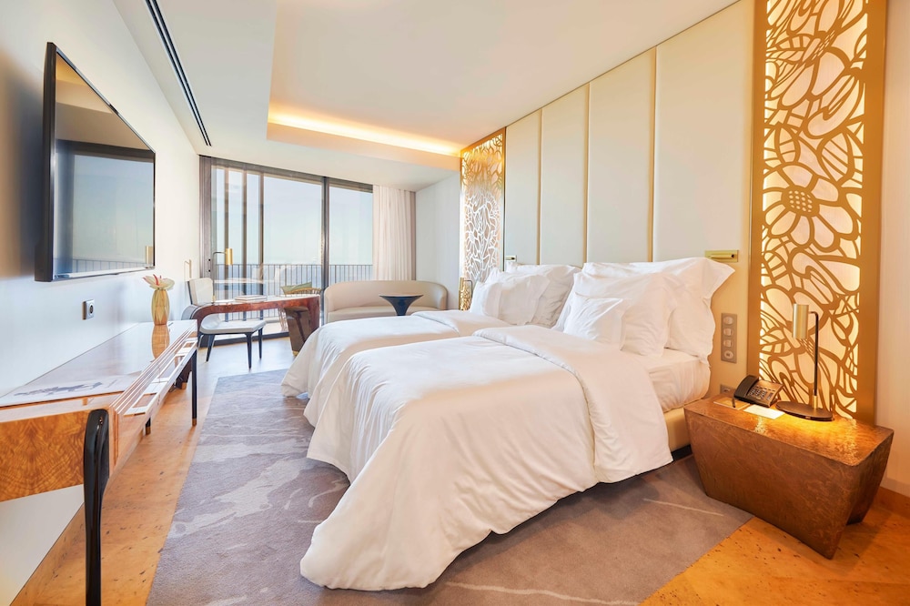 Savoy Palace - The Leading Hotels of the World - Savoy Signature — Hotel rooms in Funchal, Madeira