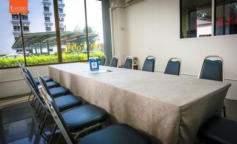 Wiangwalee Hotel — Hotel building in Rayong, Rayong
